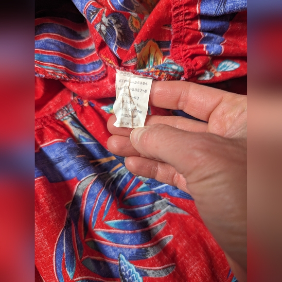 Red vibrant Hawaiian ruffle dress - Farm Rio inspired - EUC size M - Picture 2 of 5